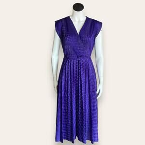 Indigo purple fit and flare short sleeve polkadot dress size 40